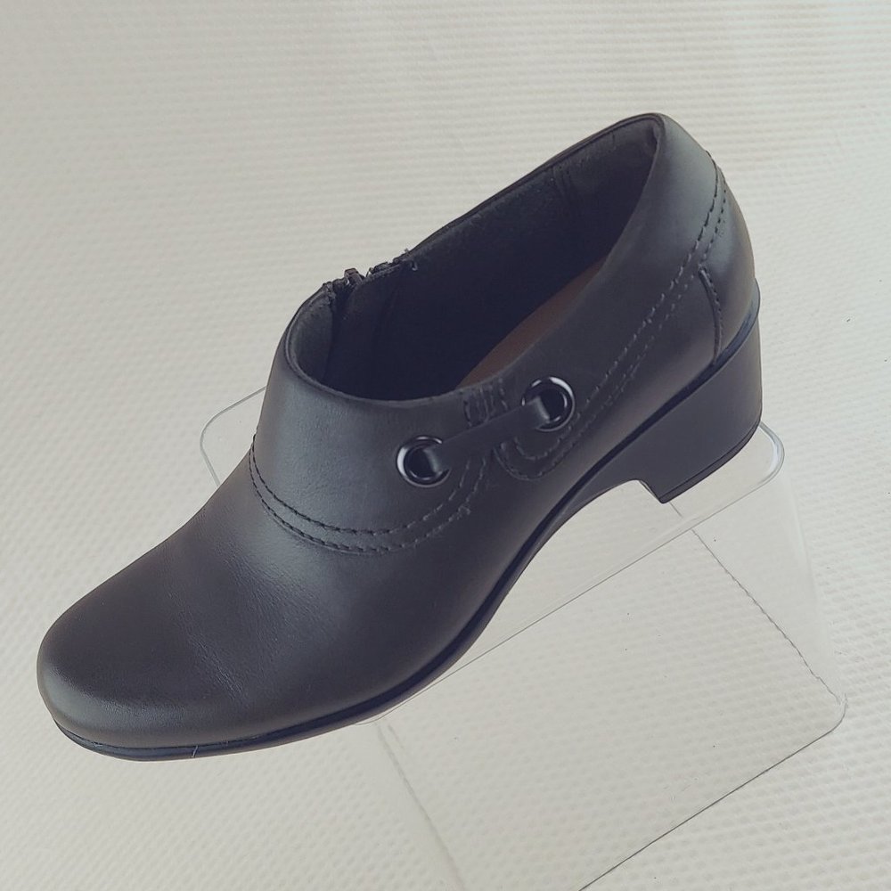 Clarks Gray Genette Danby Zip Bendable Shooties Office Ankle Boot Sz 7M